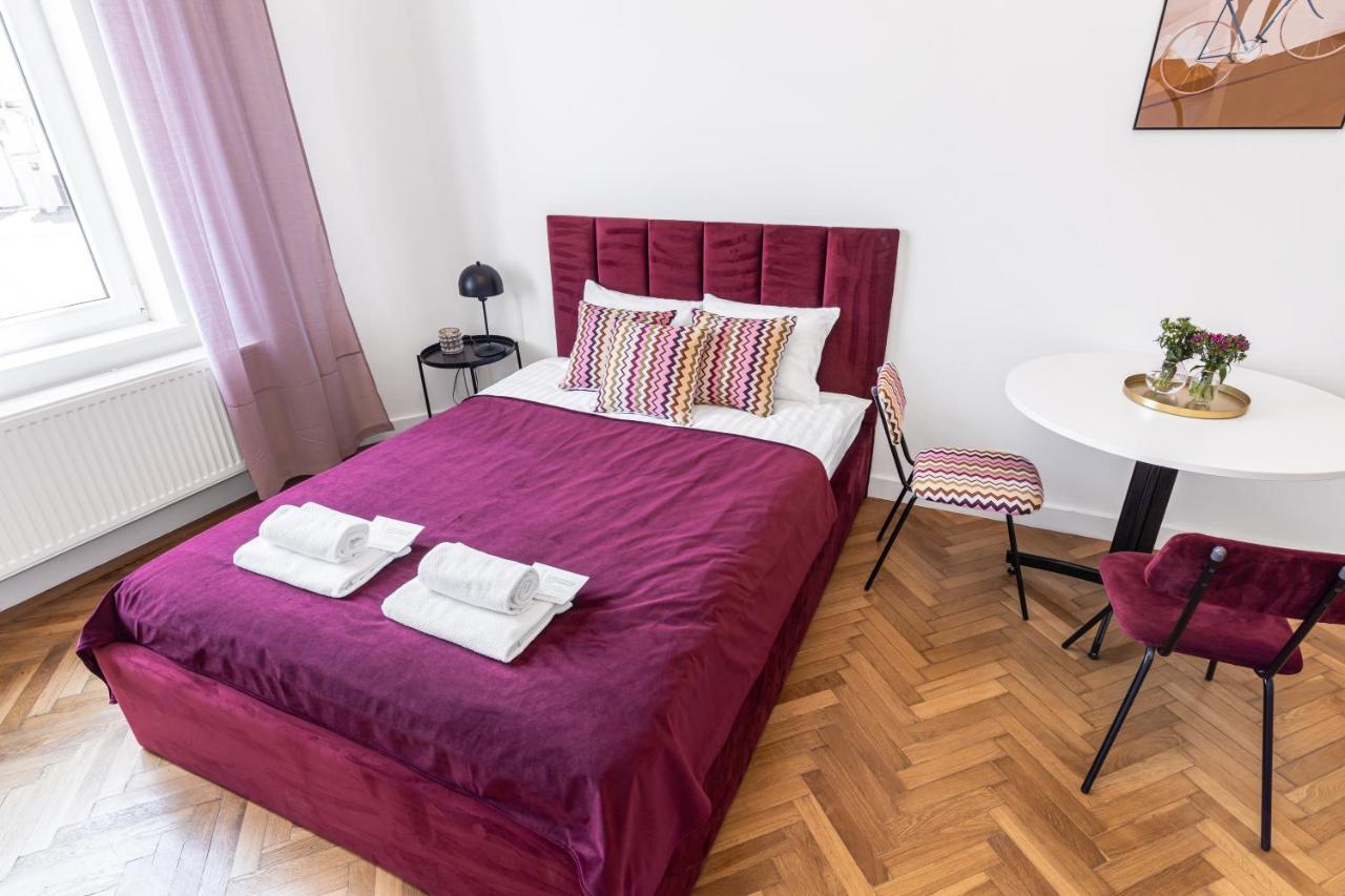 2Bcomfy - Barlickiego Lejlighed Bielsko-Biała Eksteriør billede
